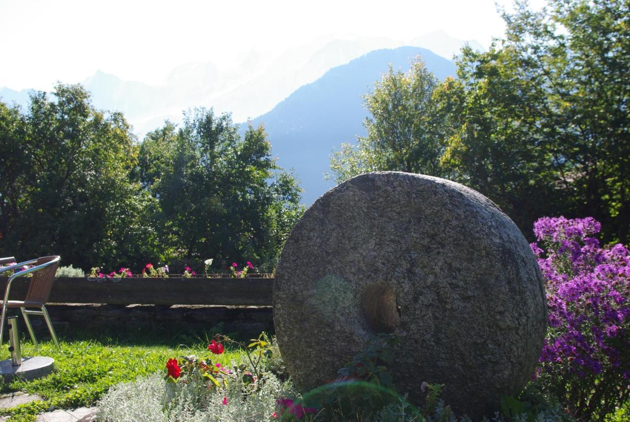 Hotel Le Tourisme Plateau d'Assy Bagian luar foto