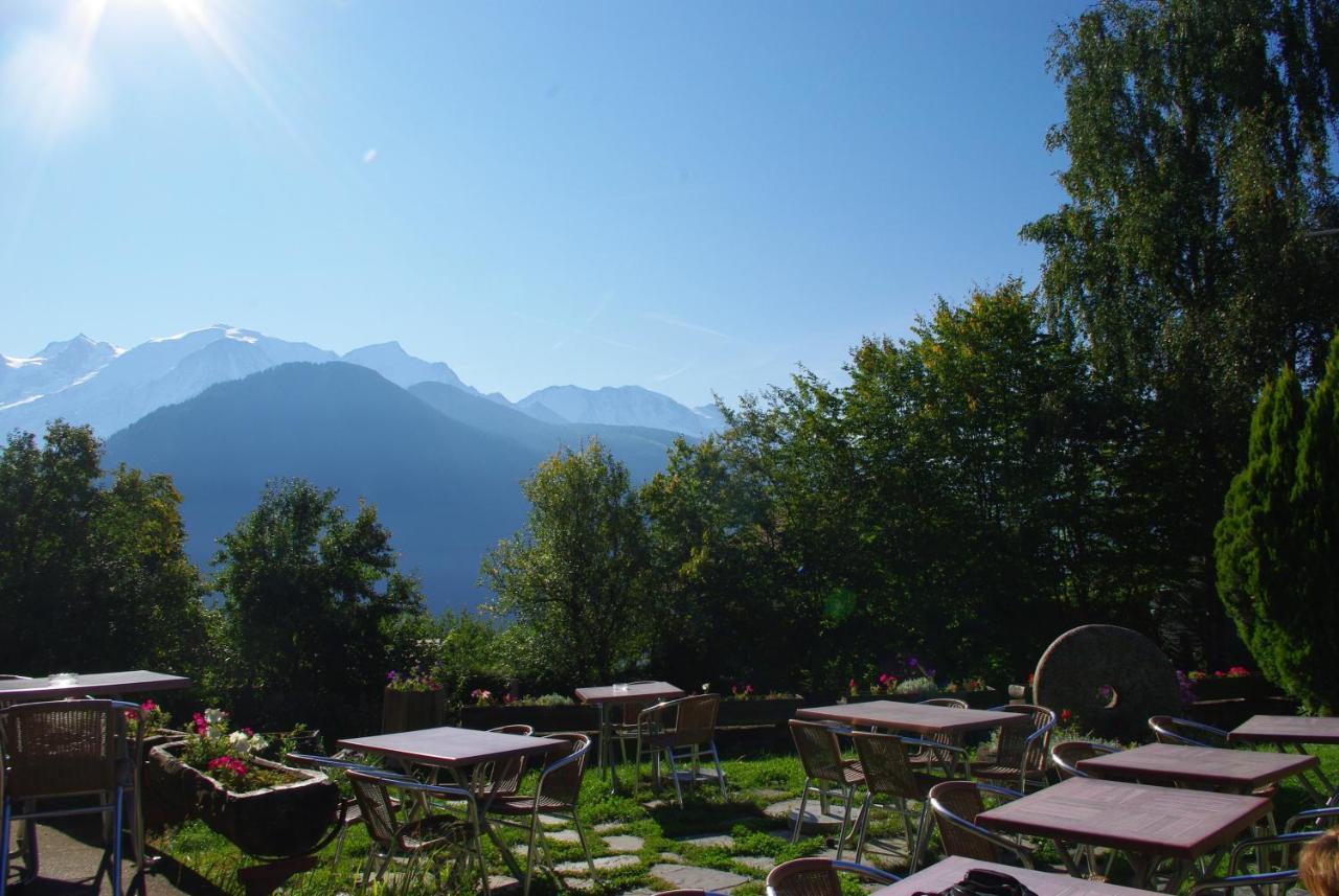 Hotel Le Tourisme Plateau d'Assy Bagian luar foto
